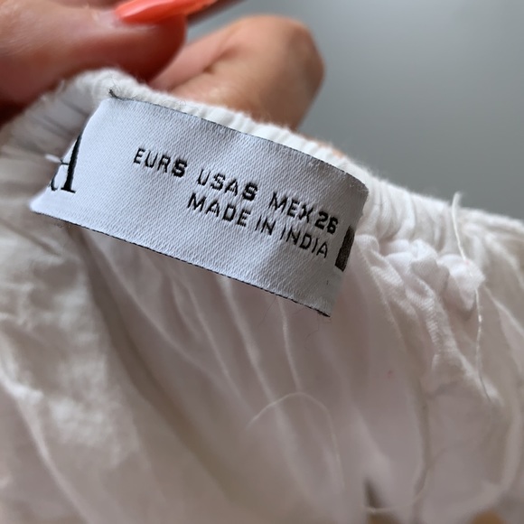 ZARA embroidered midi dress with ruffles - Picture 9 of 10